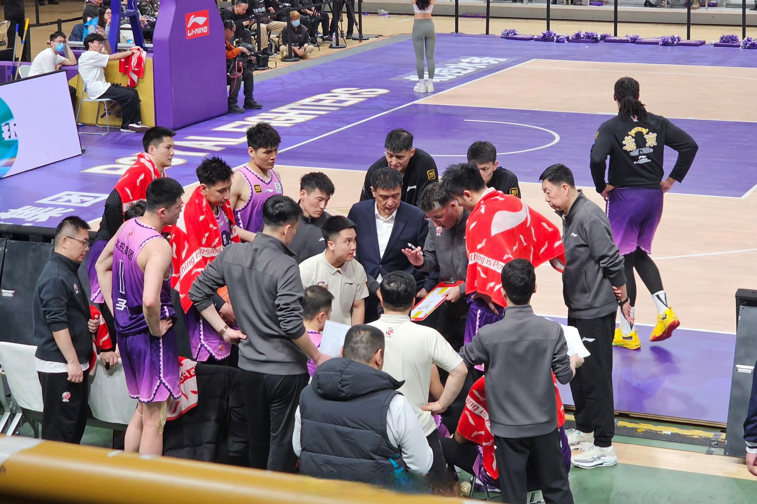 德甲冲刺阶段再迎强敌，广东宏远造点机会，主帅态度——管理层满意，数据趋势出现新变化 -凯发在线入口